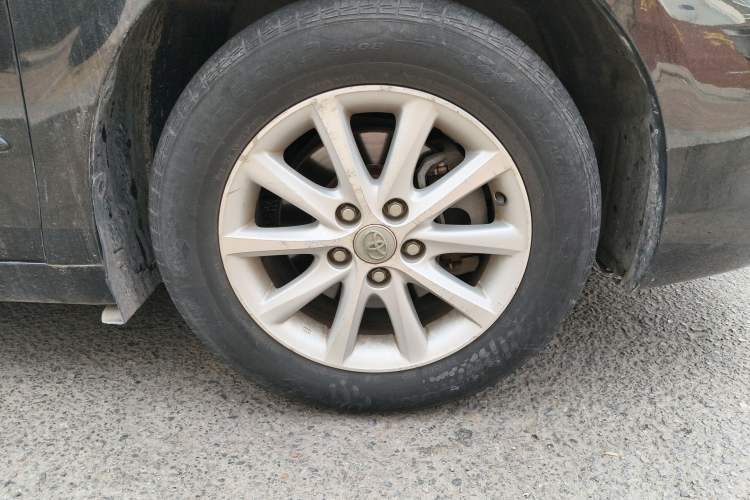Used Toyota Camry 2011 200G Classic Anniversary Edition Right Front Wheel Hub