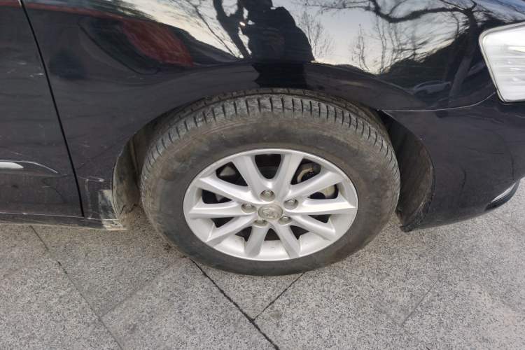 Used Toyota Camry 2011 200G Classic Anniversary Edition Right Front Wheel Hub