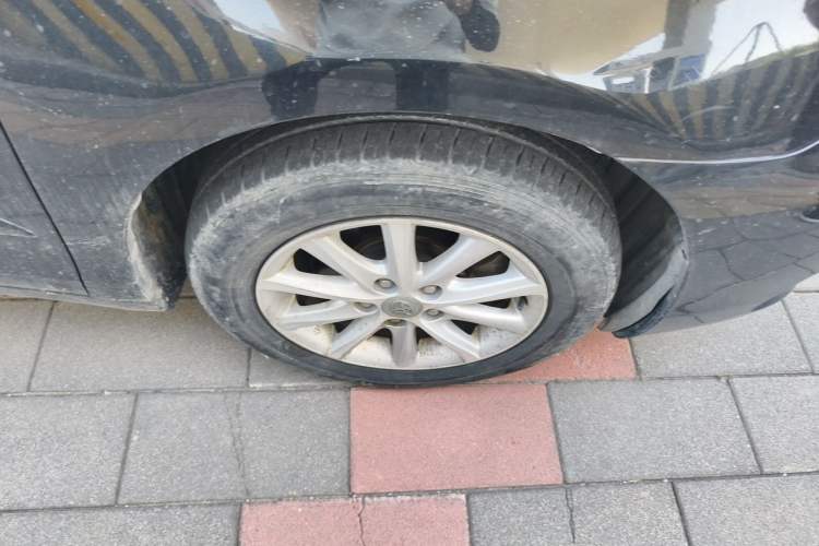 Used Toyota Camry 2011 200G Classic Anniversary Edition Right Front Wheel Hub