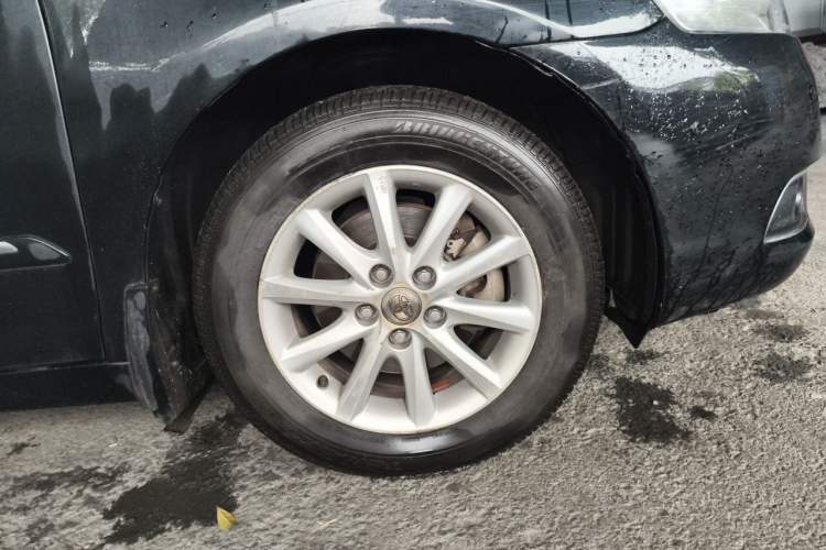 Used Toyota Camry 2011 200G Classic Anniversary Edition Right Front Wheel Hub