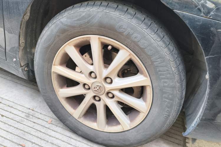 Used Toyota Camry 2011 200G Classic Anniversary Edition Right Front Wheel Hub