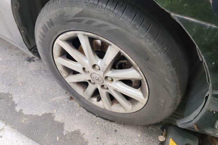 Used Toyota Camry 2011 200G Classic Anniversary Edition Right Front Wheel Hub
