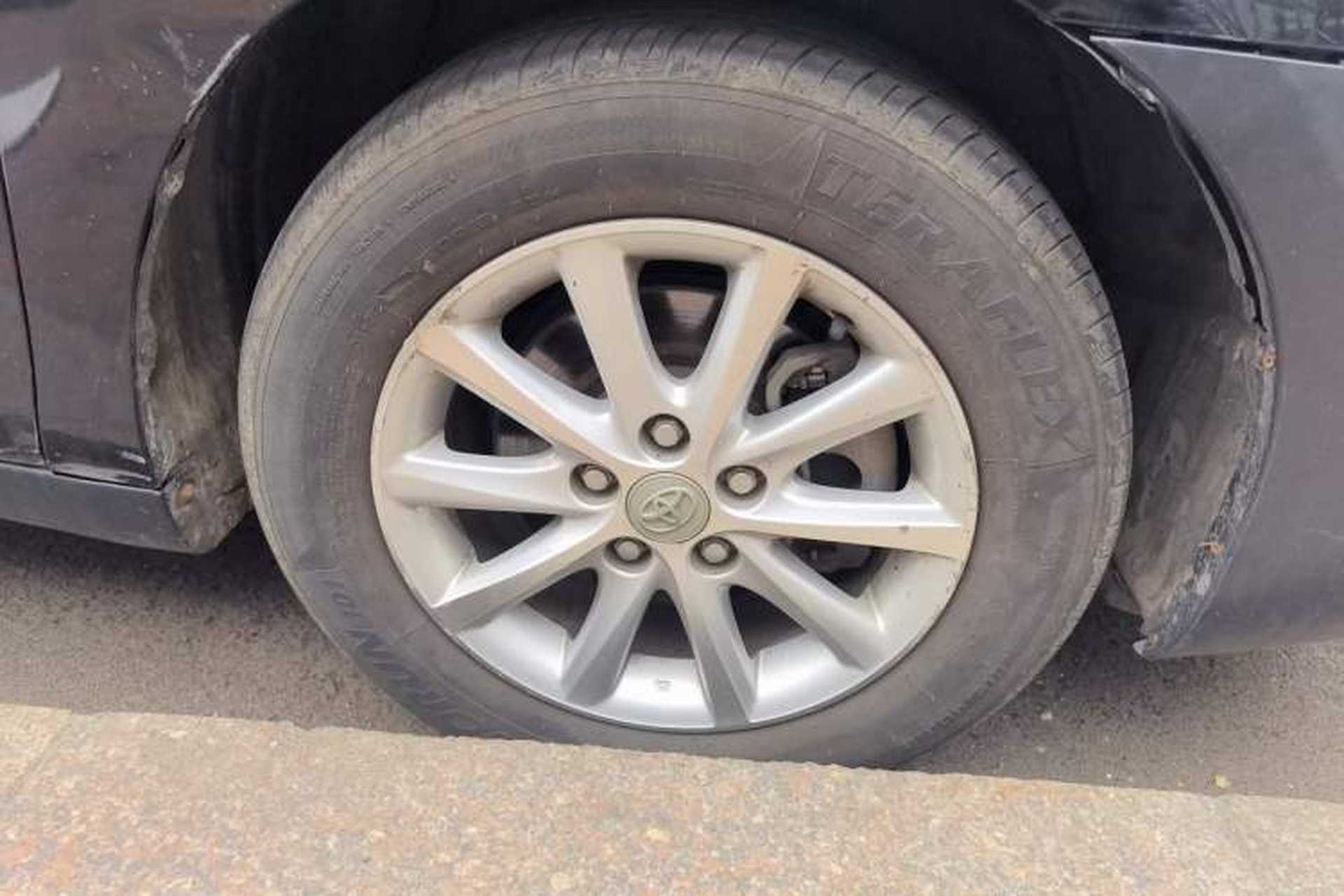 Used Toyota Camry 2011 200G Classic Anniversary Edition Right Front Wheel Hub