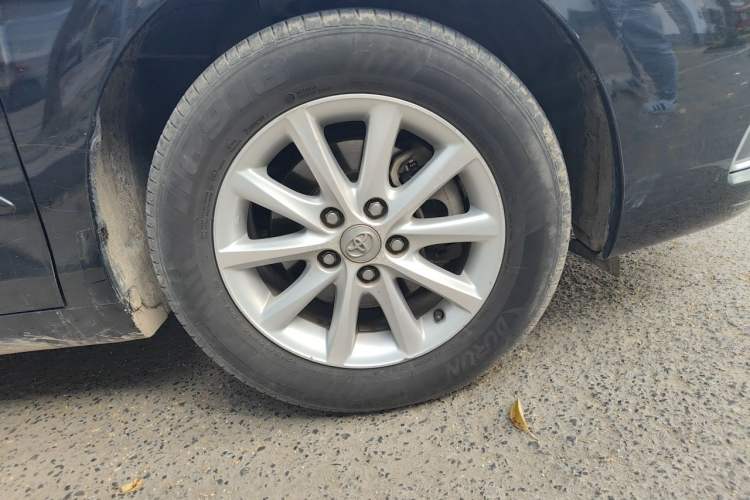 Used Toyota Camry 2011 200G Classic Anniversary Edition Right Front Wheel Hub