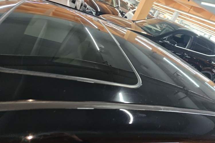 Used Toyota Camry 2011 200G Classic Anniversary Edition Roof
