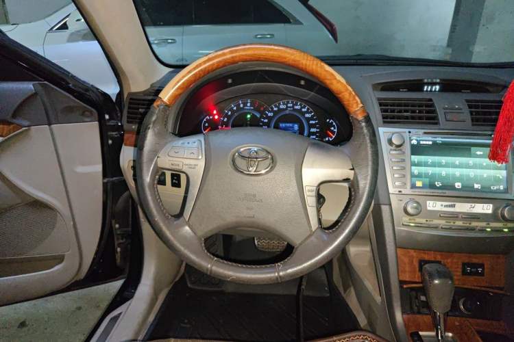 Used Toyota Camry 2011 200G Classic Anniversary Edition Steering Wheel