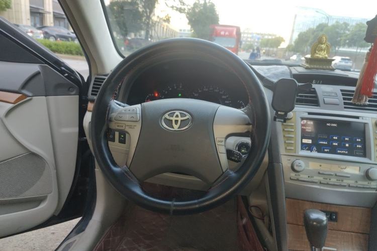 Used Toyota Camry 2011 240G Luxury Anniversary Edition Steering Wheel