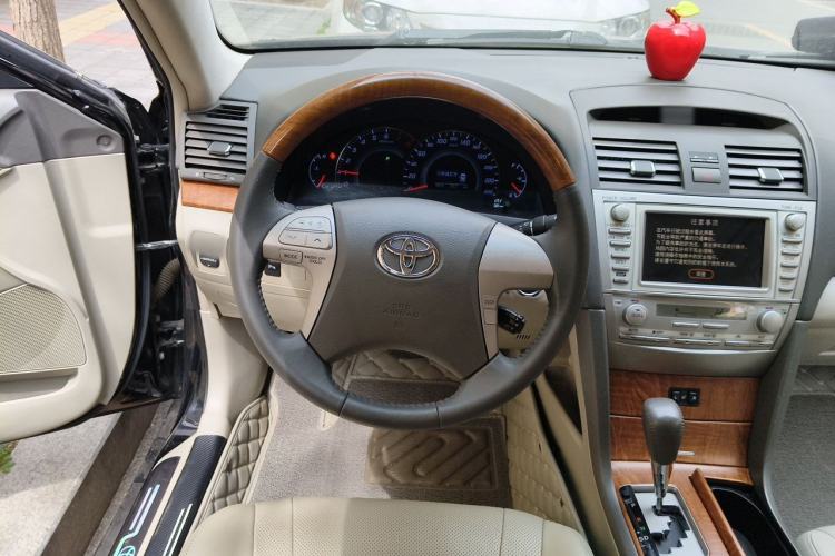 Used Toyota Camry 2011 240G Luxury Anniversary Edition Steering Wheel