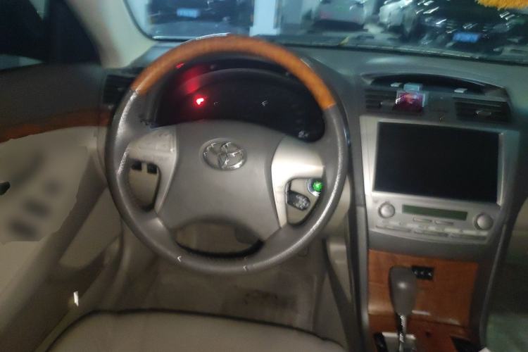 Used Toyota Camry 2011 240G Luxury Anniversary Edition Steering Wheel