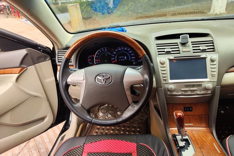 Used Toyota Camry 2011 240G Luxury Anniversary Edition Steering Wheel