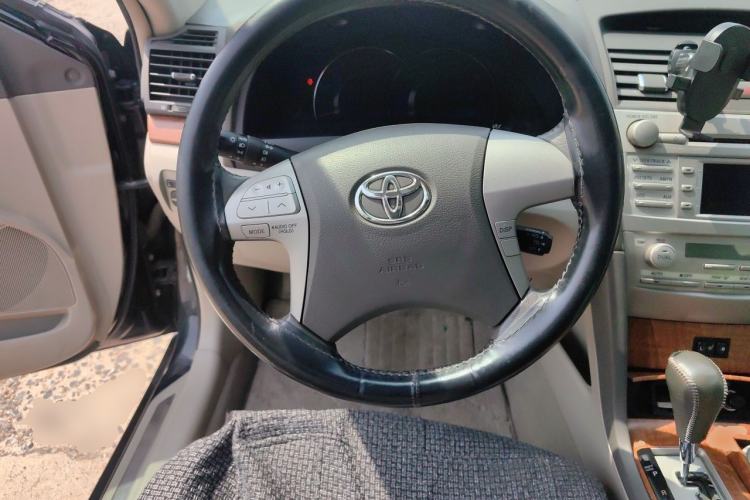Used Toyota Camry 2011 240G Classic Anniversary Edition Steering Wheel