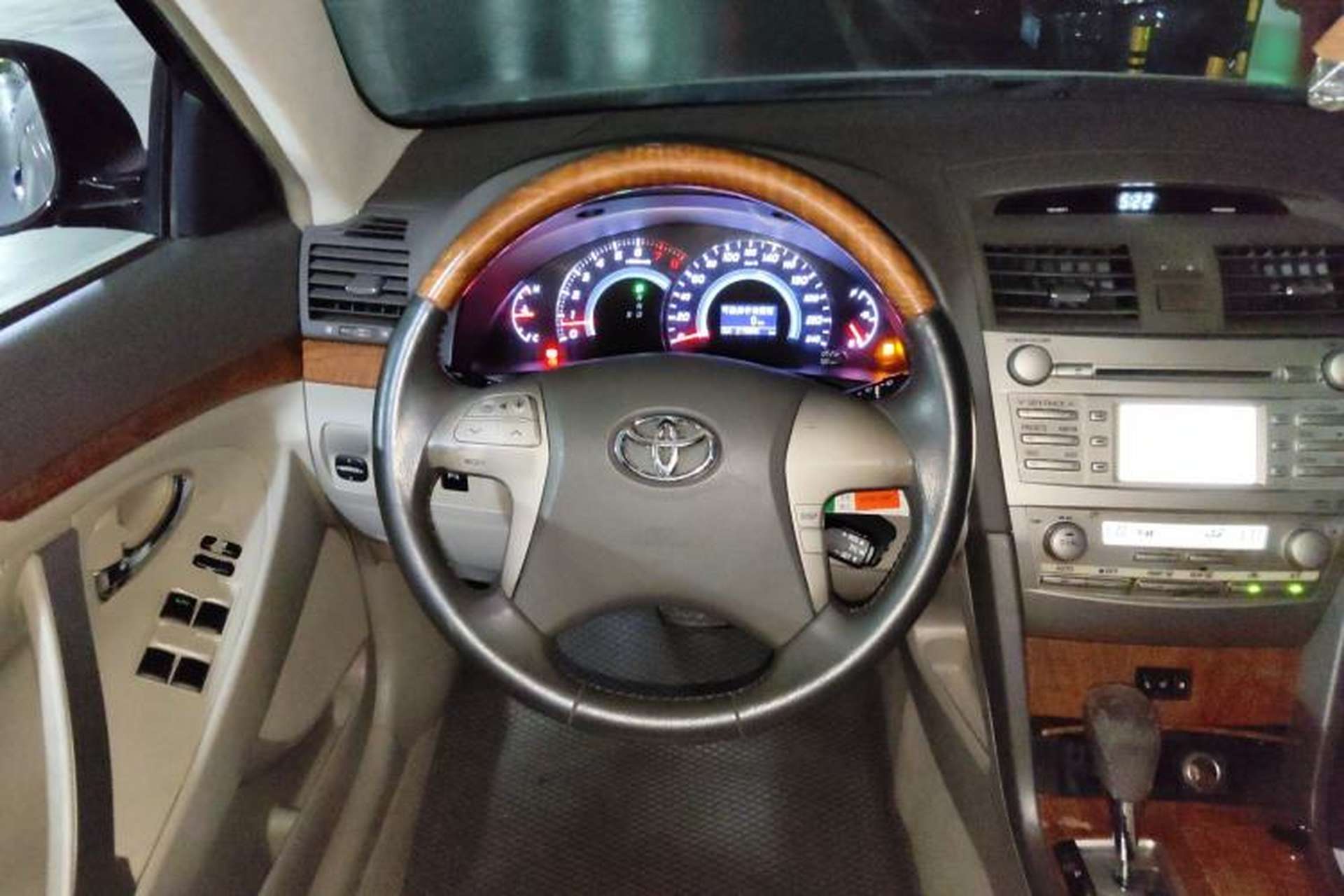 Used Toyota Camry 2011 240G Classic Anniversary Edition Steering Wheel