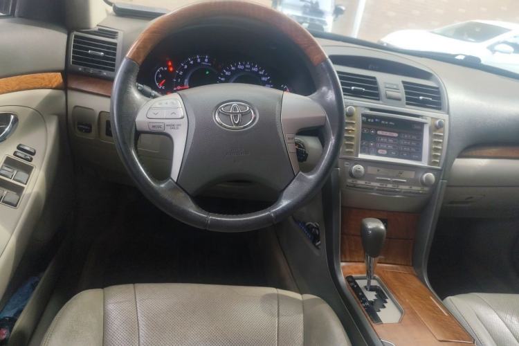 Used Toyota Camry 2011 240G Luxury Anniversary Edition Steering Wheel