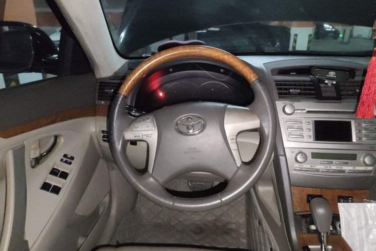 Used Toyota Camry 2011 200G Classic Anniversary Edition Steering Wheel