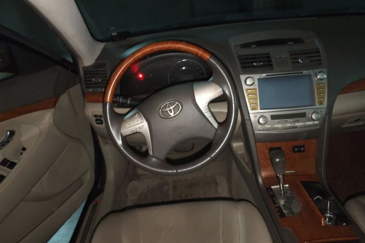 Used Toyota Camry 2011 200G Luxury Anniversary Edition Steering Wheel