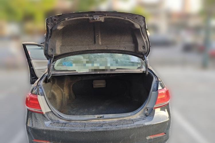 Used Toyota Camry 2011 200G Classic Anniversary Edition Trunk
