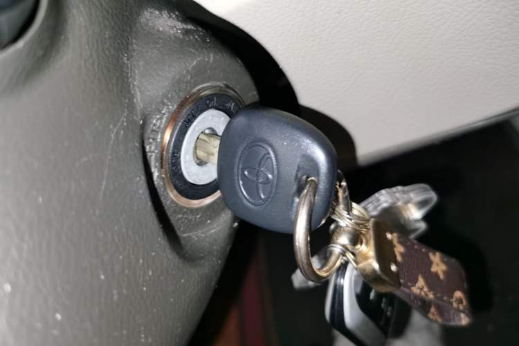 Used Toyota Camry 2011 200E Elite Sunroof Edition Vehicle Key