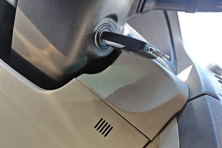 Used Toyota Camry 2011 200G Classic Anniversary Edition Vehicle Key