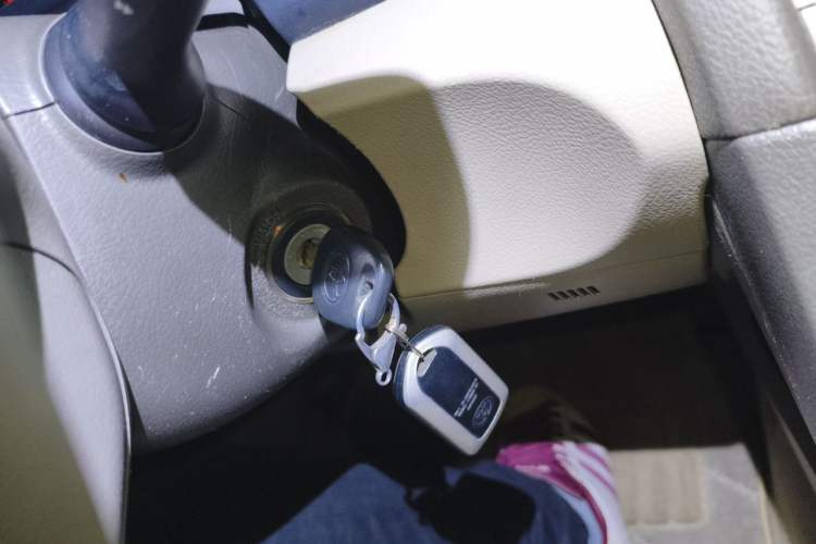 Used Toyota Camry 2011 200G Classic Anniversary Edition Vehicle Key