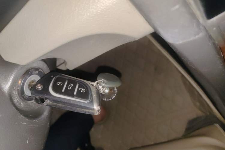 Used Toyota Camry 2011 200G Classic Anniversary Edition Vehicle Key