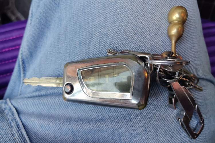 Used Toyota Camry 2011 200E Elite Sunroof Edition Vehicle Key