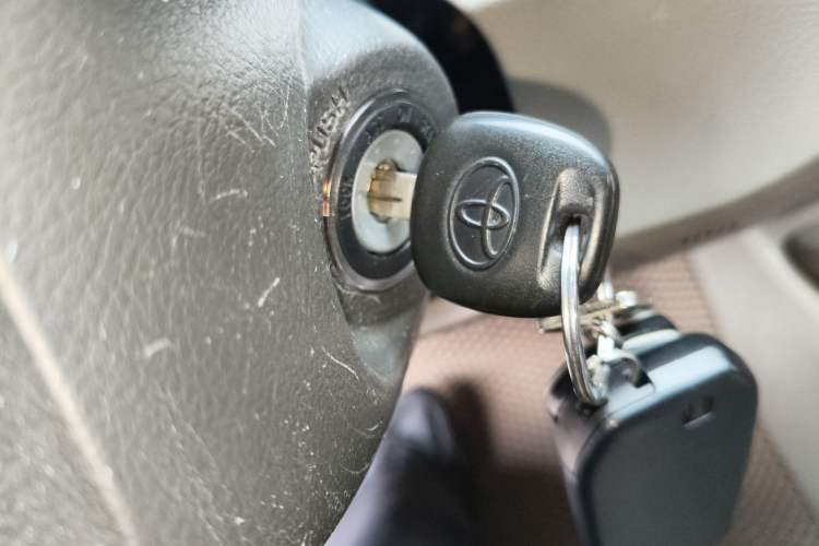 Used Toyota Camry 2011 200G Classic Anniversary Edition Vehicle Key