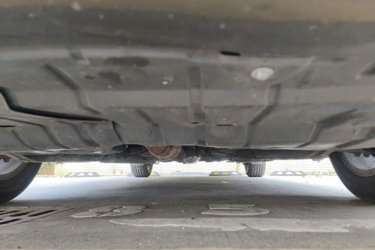 Used Toyota Camry 2011 240G Luxury Anniversary Edition Chassis Front