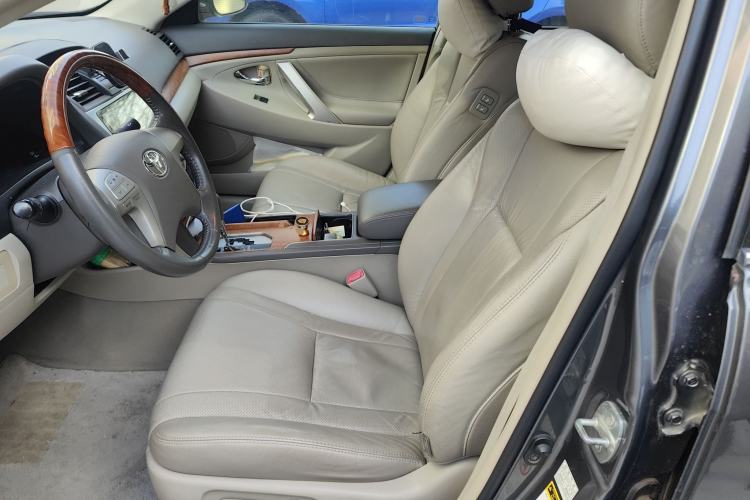 Used Toyota Camry 2011 240G Luxury Anniversary Edition Left Front Seat