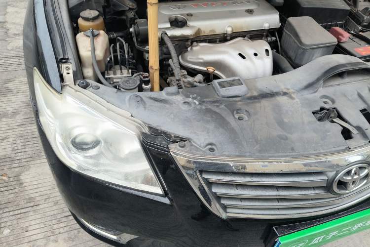 Used Toyota Camry 2011 240G Classic Anniversary Edition Engine Bay Right