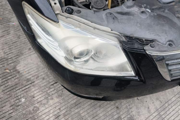 Used Toyota Camry 2011 240G Classic Anniversary Edition Right Front Headlight