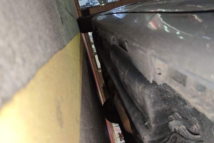 Used Toyota Camry 2011 200E Elite Sunroof Edition Chassis Rear Left