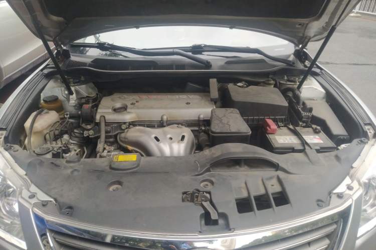Used Toyota Camry 2011 200G Classic Anniversary Edition Engine Bay