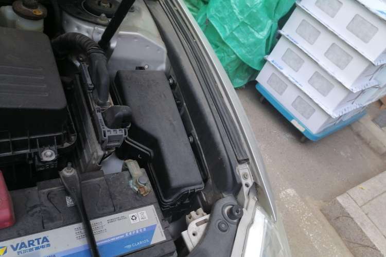 Used Toyota Camry 2011 240G Classic Anniversary Edition Engine Bay Left