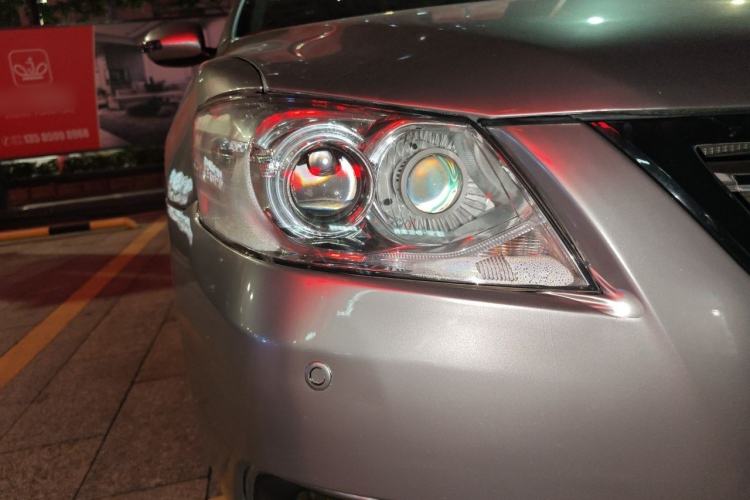 Used Toyota Camry 2011 200E Elite Sunroof Edition Right Front Headlight