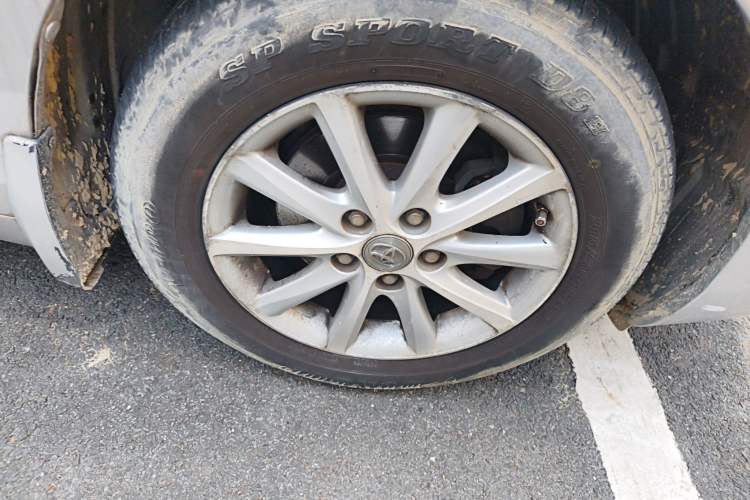 Used Toyota Camry 2011 200G Classic Anniversary Edition Right Front Wheel Hub