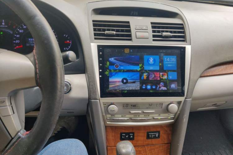 Used Toyota Camry 2011 200G Luxury Anniversary Edition Audio And AC Panel
