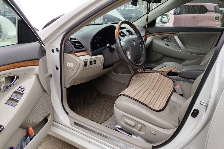 Used Toyota Camry 2011 240G Luxury Anniversary Edition Driver Seat