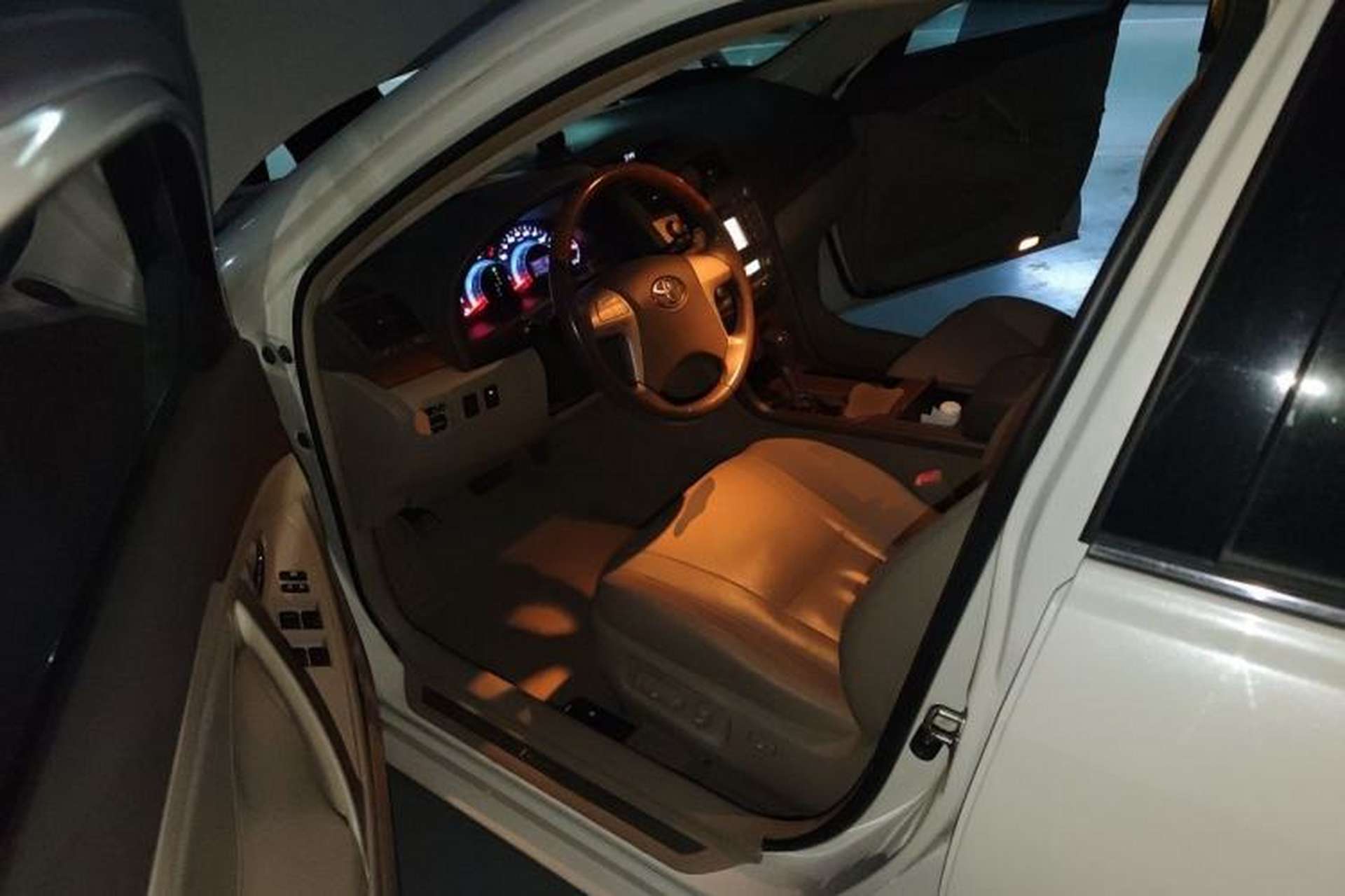 Used Toyota Camry 2011 200G Classic Anniversary Edition Driver Seat