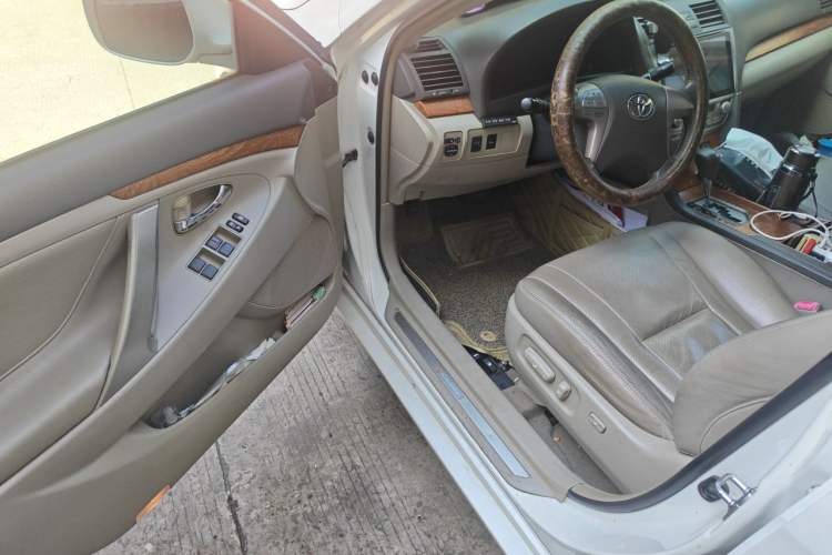 Used Toyota Camry 2011 200G Classic Anniversary Edition Driver Seat