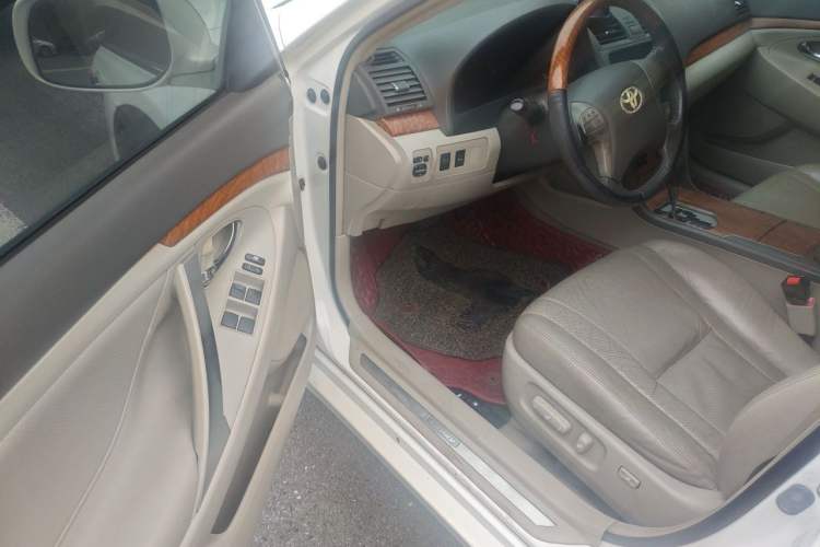 Used Toyota Camry 2011 200G Luxury Anniversary Edition Driver Seat