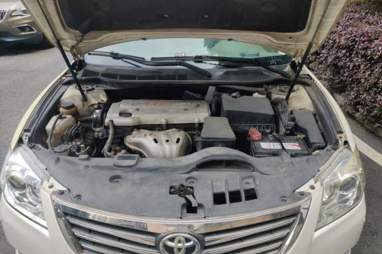Used Toyota Camry 2011 200G Luxury Anniversary Edition Engine Bay