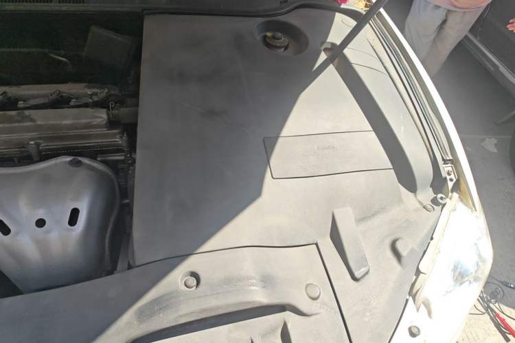 Used Toyota Camry 2011 200G Classic Anniversary Edition Engine Bay Left