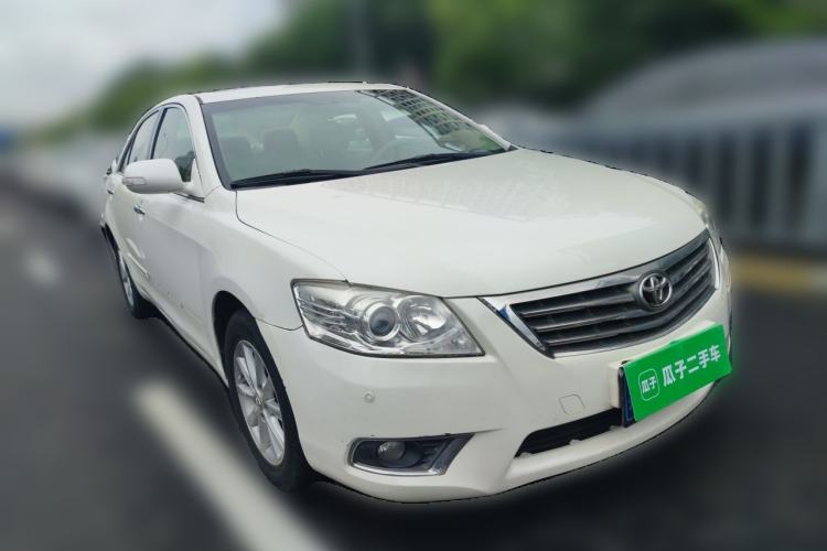Used Toyota Camry 2011 200G Classic Anniversary Edition Front Right 45 Deg