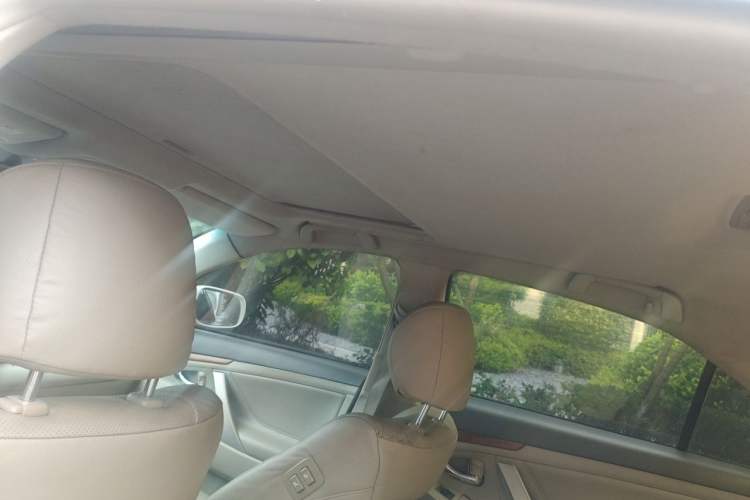 Used Toyota Camry 2011 200G Luxury Anniversary Edition Headliner