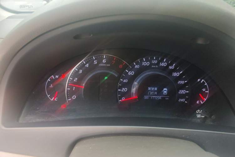 Used Toyota Camry 2011 200G Luxury Anniversary Edition Instrument Cluster