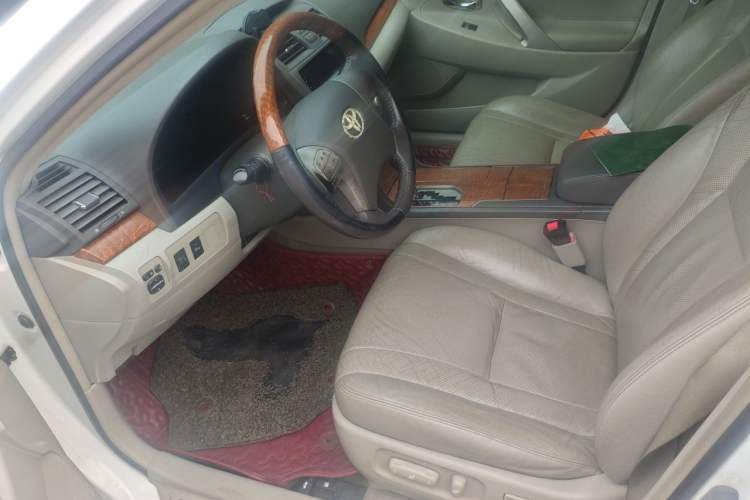 Used Toyota Camry 2011 200G Luxury Anniversary Edition Left Front Seat