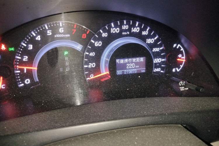 Used Toyota Camry 2011 240G Luxury Anniversary Edition Odometer Close Up