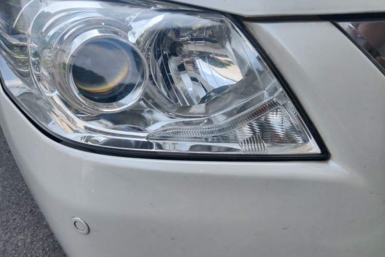 Used Toyota Camry 2011 200G Luxury Anniversary Edition Right Front Headlight