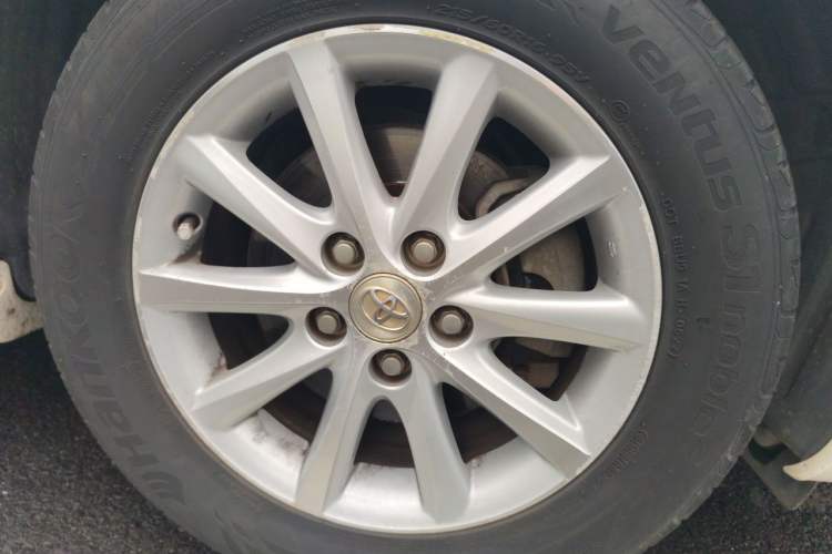 Used Toyota Camry 2011 200G Classic Anniversary Edition Right Front Wheel Hub