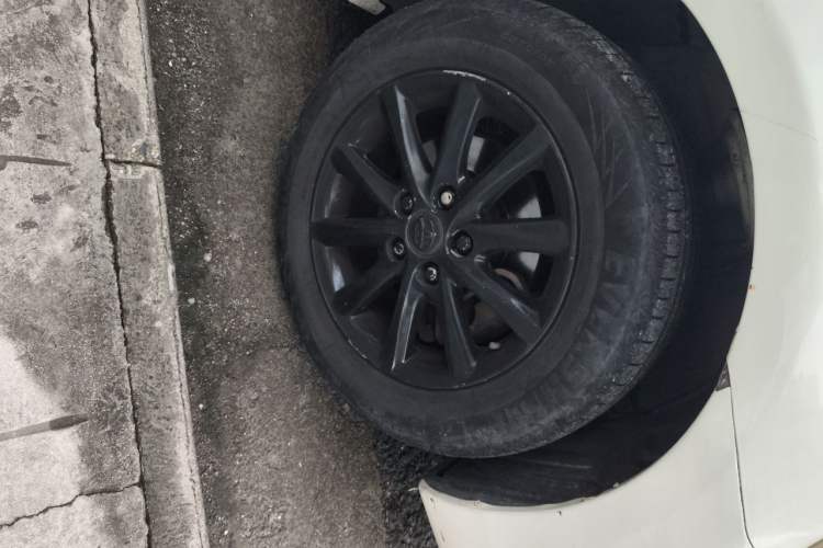 Used Toyota Camry 2011 200G Classic Anniversary Edition Right Front Wheel Hub